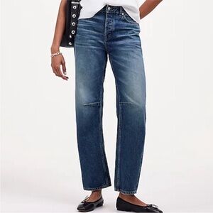 Madewell The Darted Barrel-Leg Jean irmo wash